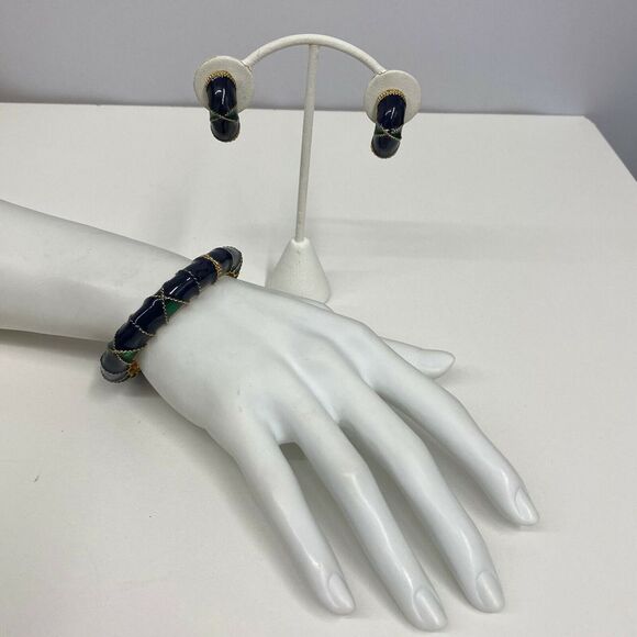 Vintage Gay Boyer Earrings & Bracelet Set Navy & Green Enamel On Tone Gold Metal - Picture 1 of 11